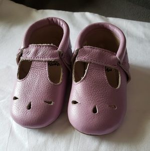 Monkey Feet Lavender Aubries 12-18 months